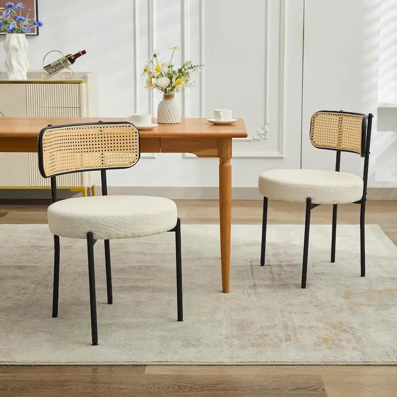 Mid-Century Modern Dining Chairs – Stylish & Comfortable Seating